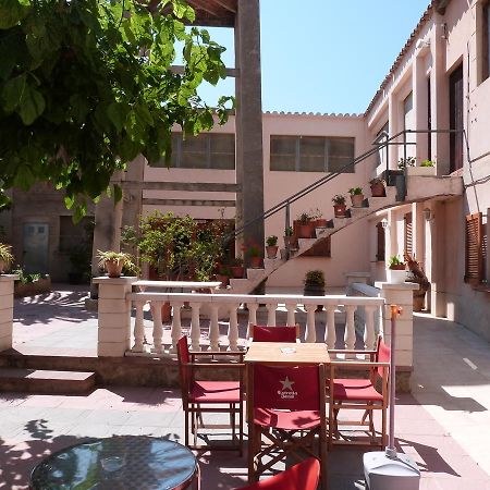 Ca L'Amadeu Hotel Vilanova de Escornalbou ภายนอก รูปภาพ