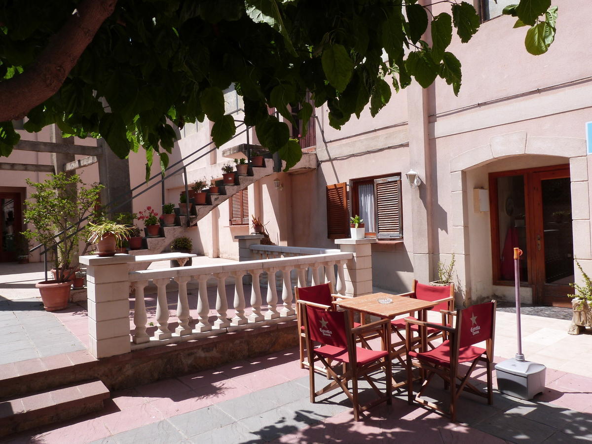 Ca L'Amadeu Hotel Vilanova de Escornalbou ภายนอก รูปภาพ