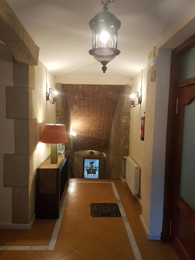 Ca L'Amadeu Hotel Vilanova de Escornalbou ภายนอก รูปภาพ