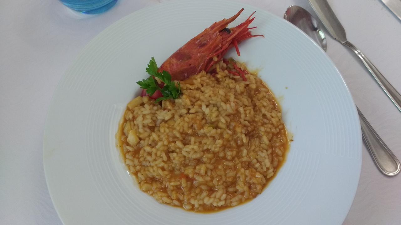 Ca L'Amadeu Hotel Vilanova de Escornalbou ภายนอก รูปภาพ