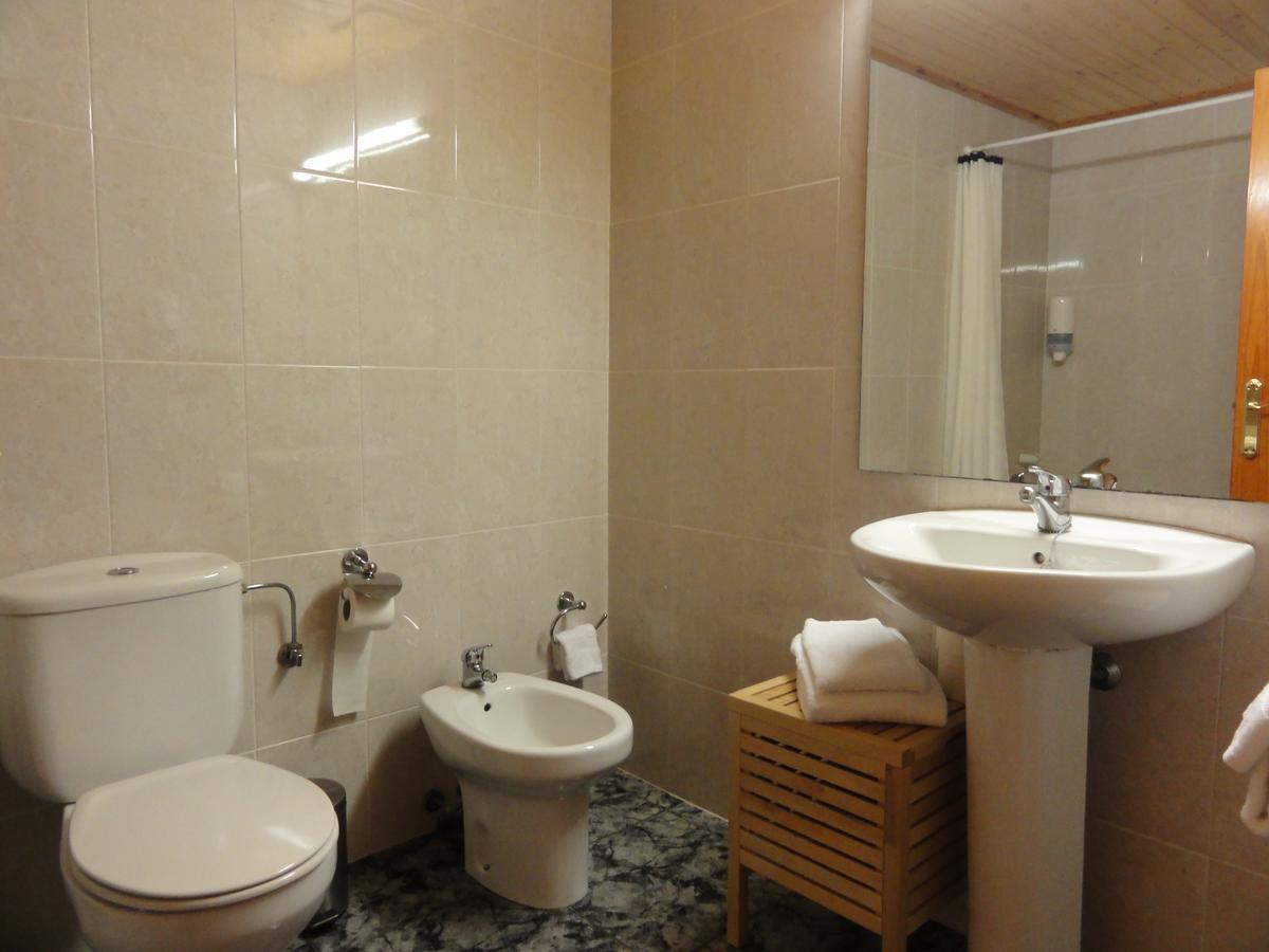 Ca L'Amadeu Hotel Vilanova de Escornalbou ภายนอก รูปภาพ